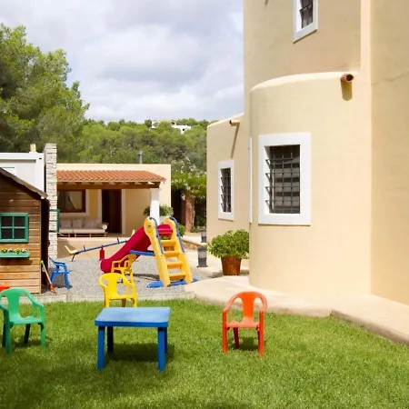 Holiday home Rural Sant Carles de Peralta